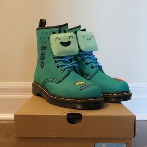 Dr. Martens x Adventure Time Canvas Castel Boots (W Size 7/M Size 6)